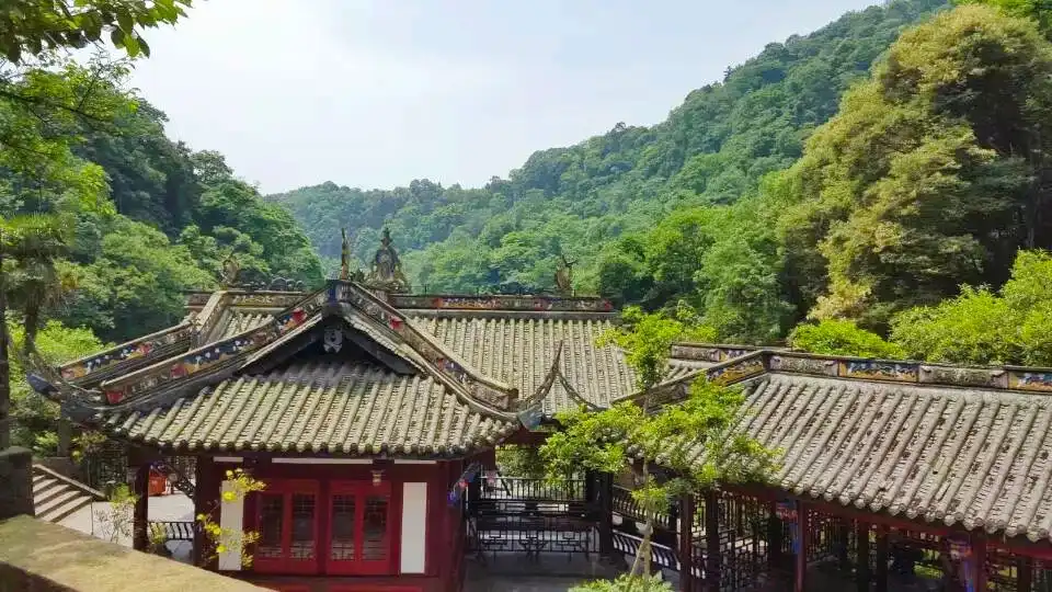 위칭궁 주변 호텔