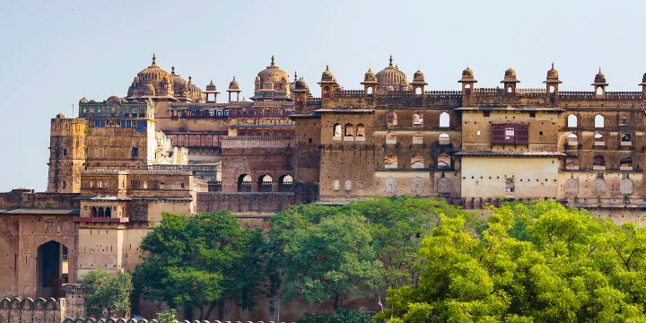Orchha Fort and contact for cycling as well
