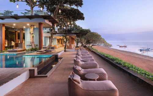 Tree Bar at Maya Sanur