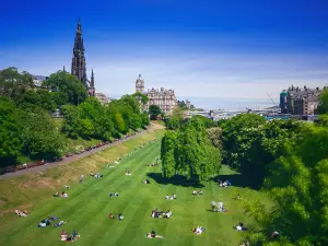 Điểm ngắm mùa thu Phổ Biến Tại Edinburgh