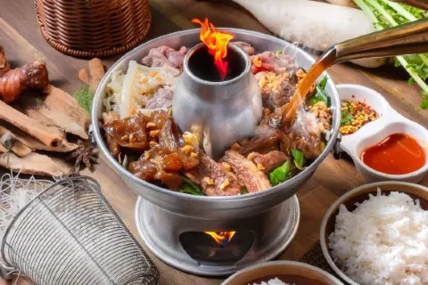 Pinto Thai Food ปิ่นโตเดลิเวอรี่