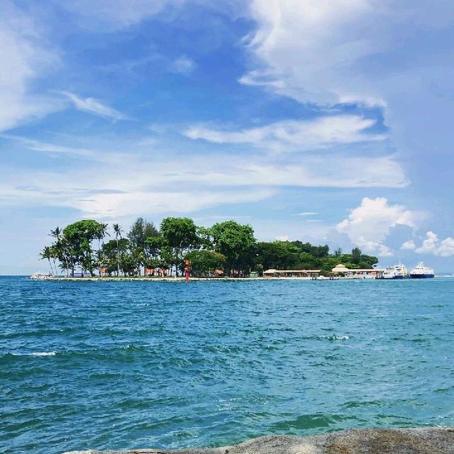 Beautiful Beach Lazarus Island