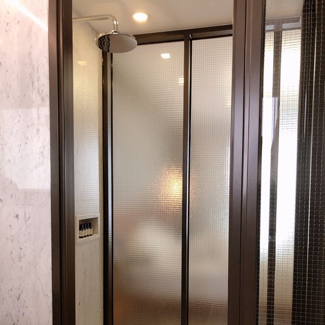 型格工業風酒店-TUVE