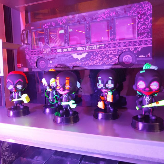 銅鑼灣夜光Toys限定兩天下午五時起排隊