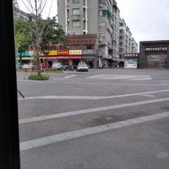 Xinshiqi (jinguchuangyeyuan) User Photo