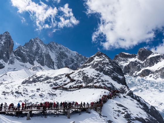 Yulong Snow Mountain Cableway