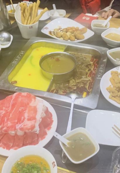 巴庄重庆火锅(建设路店)