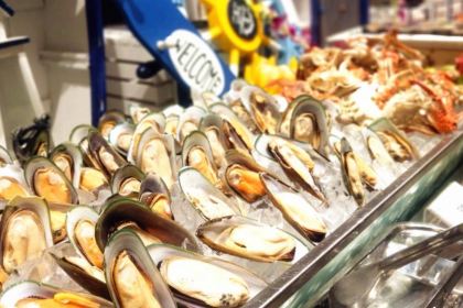 信华建国酒店自助餐厅