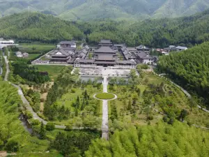 펑신 현, 백 장산 풍경구