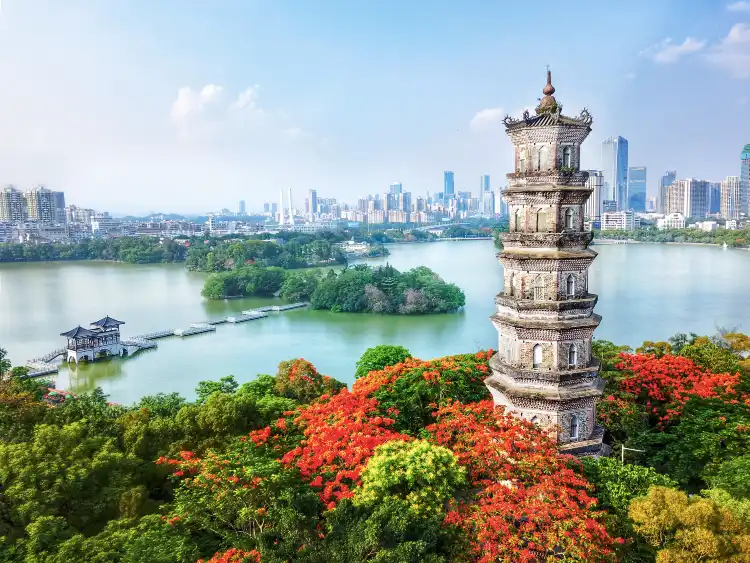 Hotels near Huizhou North Railway Station