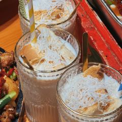Orient Bistro Fine Yunnan Dining and Bar 여행 사진