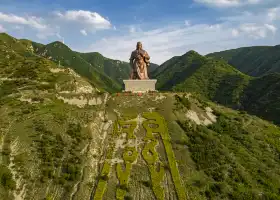 Statue of Emperor Guan