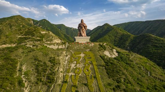 Statue of Emperor Guan