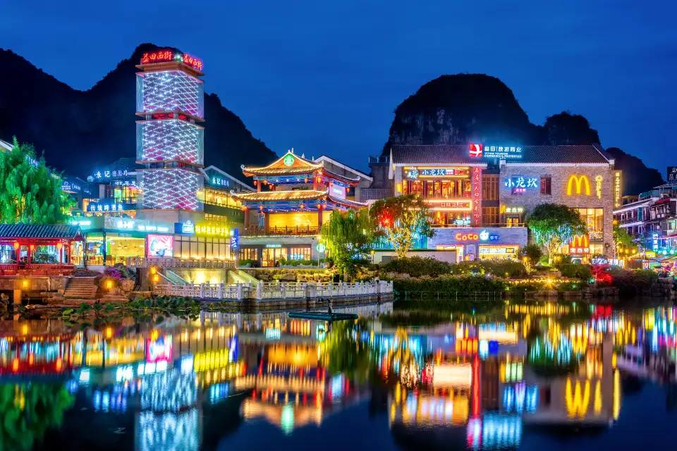 1_Yangshuo West Street