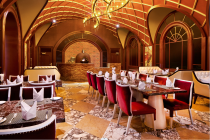 Zhongzhouhuangguanjiarijiudian·zonglvgezizhu Restaurant