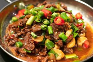 干鍋黃牛肉