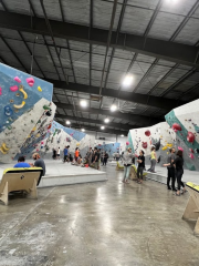 Momentum Indoor Climbing Silver Street