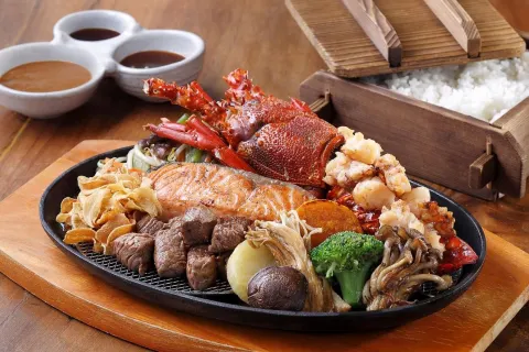 Yoshi Izakaya