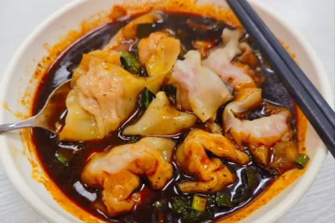 老麻抄手重慶小麵（解放碑店）
