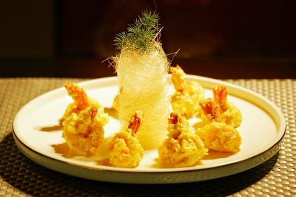 REVOLVING RESTAURANT