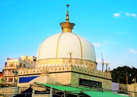 Hotels near Dargah Sharif