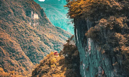 Qingjiang Fangshan Scenic Area