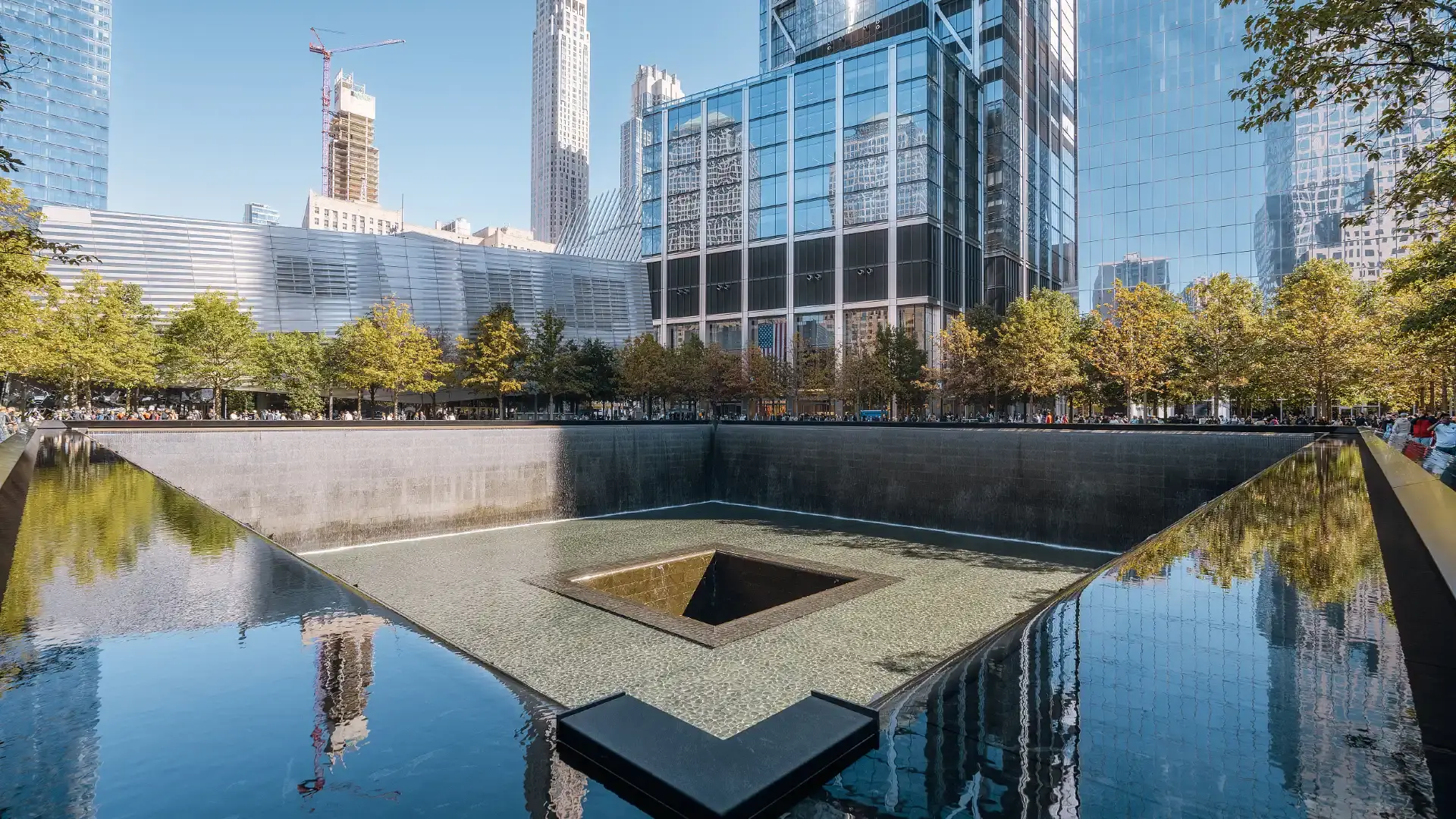 9.11メモリアルプール周辺のホテル