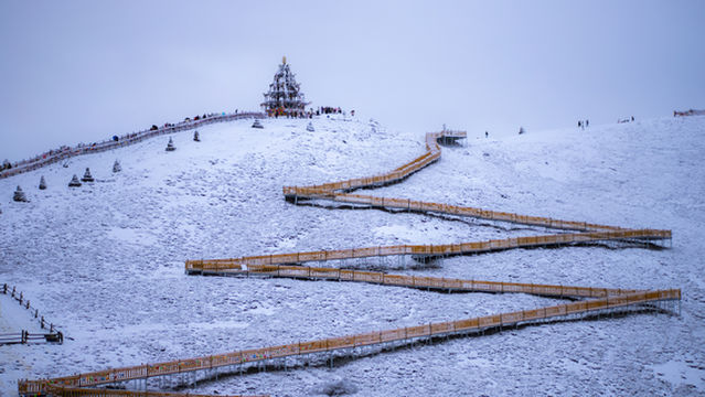 Zheduoshan Snow Visiting Platform
