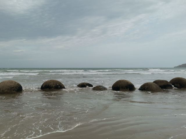 Moeraki Boulders