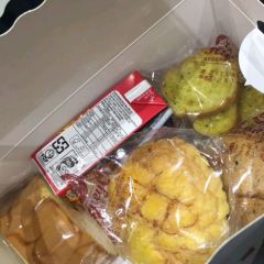 哈莉歐經典麵包咖啡 User Photo