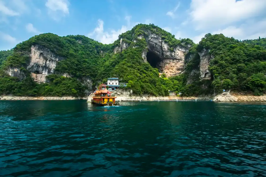 Hotels near Xianrenzhai Scenic Spot