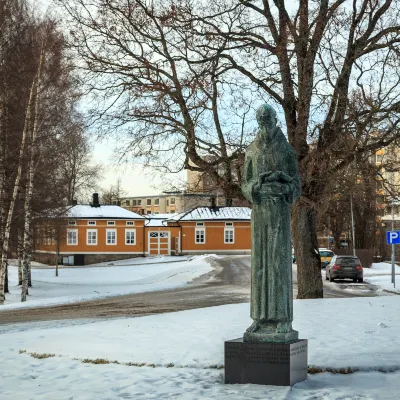 Отели рядом с достопримечательностью «Sandön venelaituri»