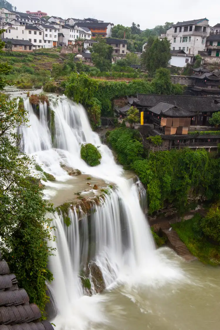 Hotels near Wangcun Pubu