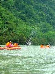 Yuquan River Drifting