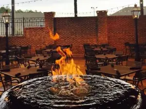 Patio 44
