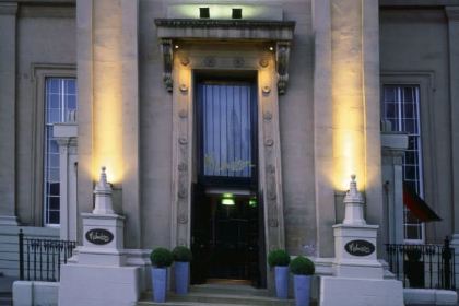 Chez Mal Brasserie & Bar