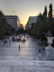 The Mitropoleos square