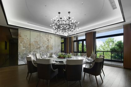 宜兴西岸凰川酒店·水华朱中餐厅