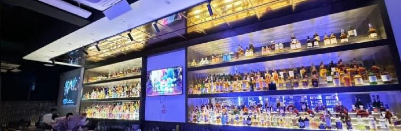 YINSHI Whisky bar