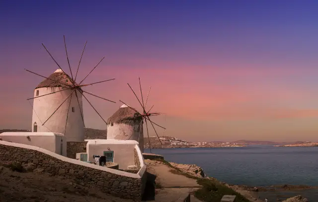 การชมพระอาทิตย์ตกที่ไมโคนอส