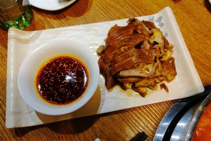 钟跷脚生态牛肉汤锅