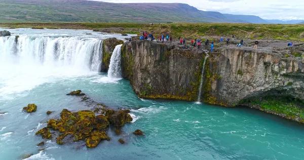 American Airlines to Isafjordur