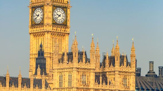 英國倫敦希斯洛機場24h機場機場接送服務/華人專職司機可接急單