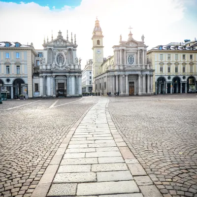 Flights from Turin to Paris