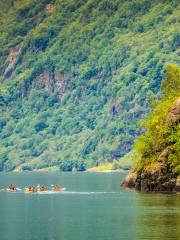 Queen Charlotte Sound / Tōtaranui