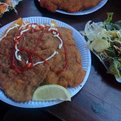 Schnitzelbank User Photo