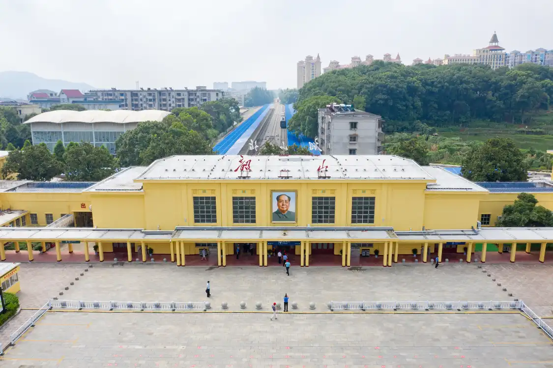 Hotels near Square