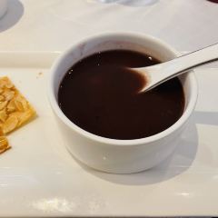 醉辉皇(徐汇滨江东航店) User Photo