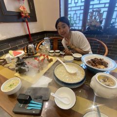 YAN XI TANG User Photo