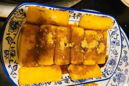 山下人家·土砂锅腊排馆(青城山店)